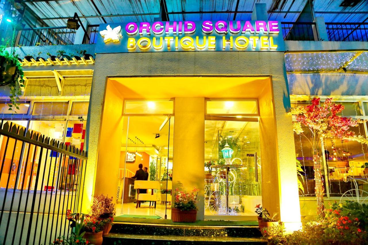 Hotel Orchid Square à Coonoor Extérieur photo