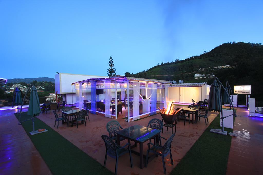 Hotel Orchid Square à Coonoor Extérieur photo