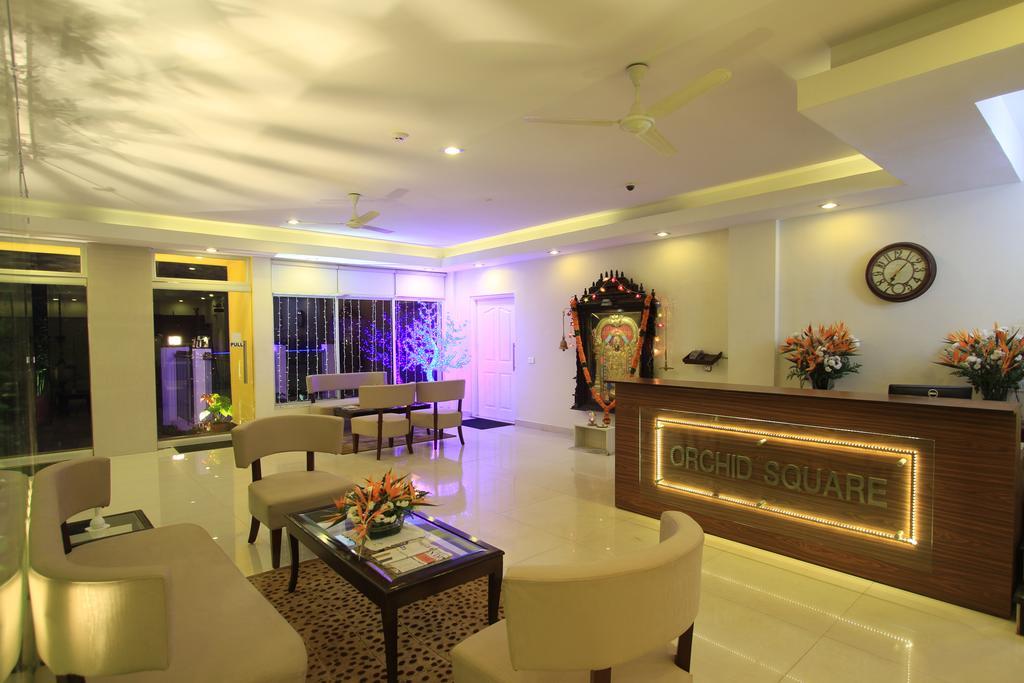 Hotel Orchid Square à Coonoor Extérieur photo