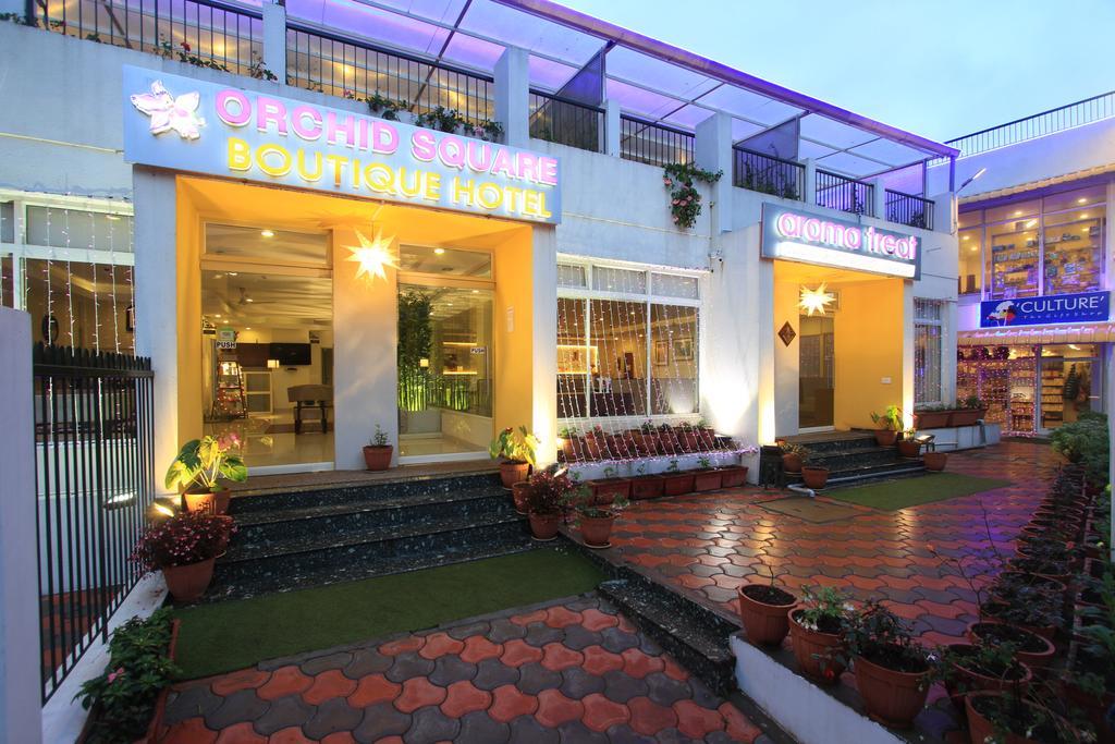 Hotel Orchid Square à Coonoor Extérieur photo